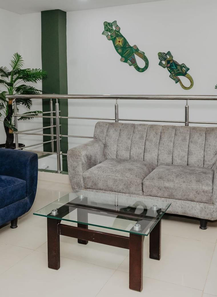 Sala de estar del Hotel Plataneras Confort en Turbo